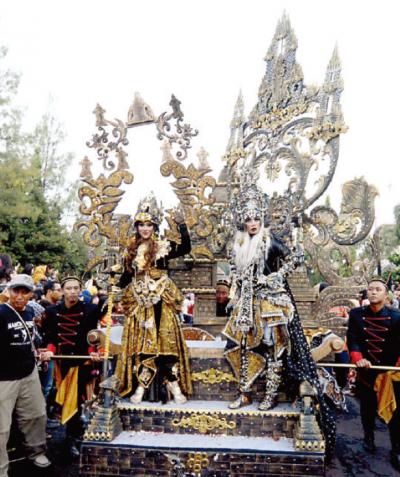 SOLO BATIK CARNIVAL 2021 SBC 10 Rute Jl Bhayangkara SOLO BATIK CARNIVAL 2021 SBC 10 Rute Jl Bhayangkara